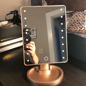 makeup mirror!